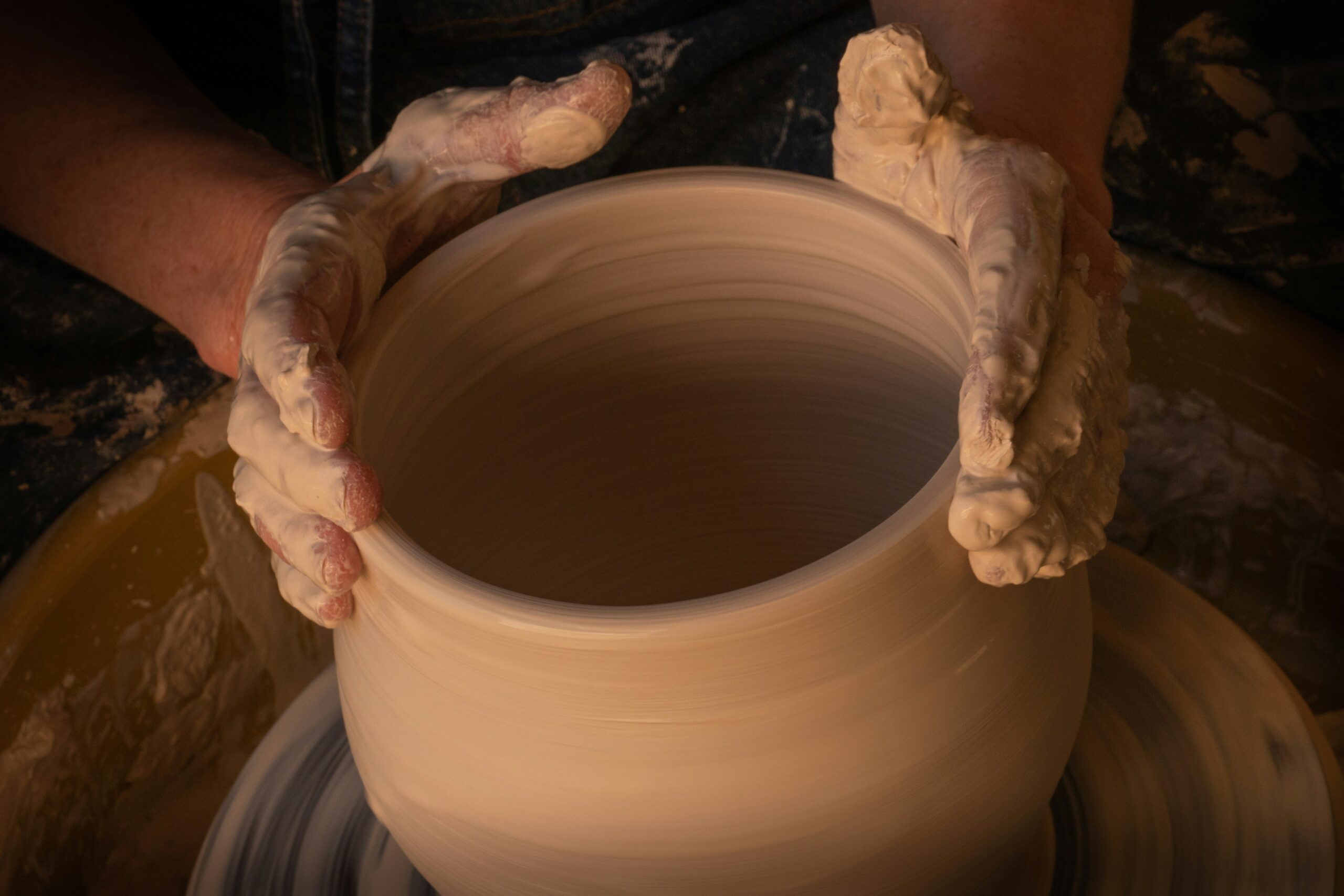 Why Yay Clay Philadelphia Is the Best Place for Pottery Lovers?